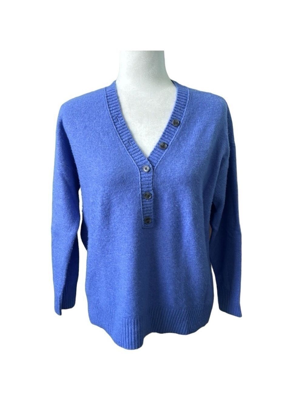 Loft Periwinkle Knit V Neck Sweater Size MP